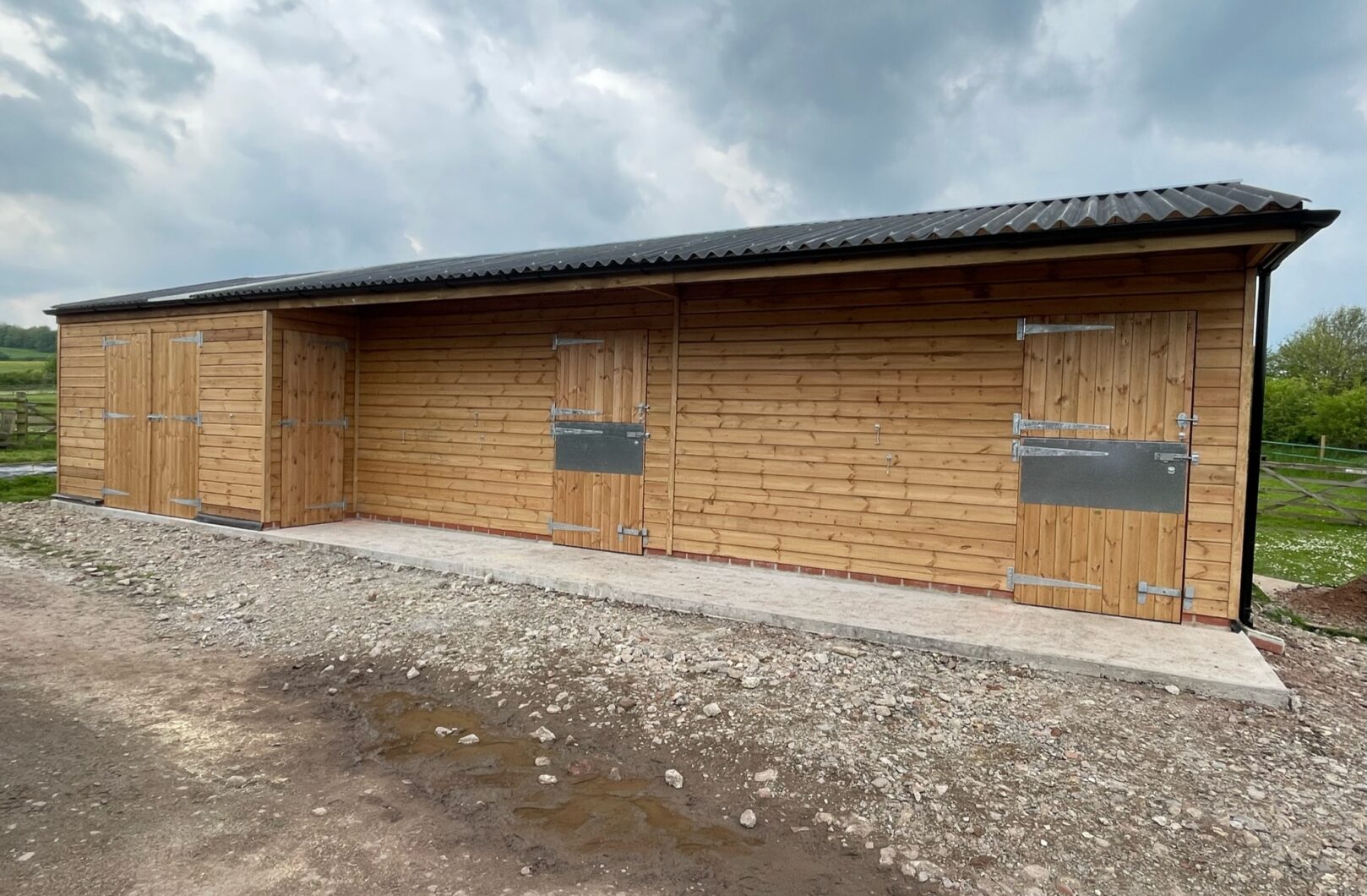 Double Stable Block with Fibre Cement doors closed