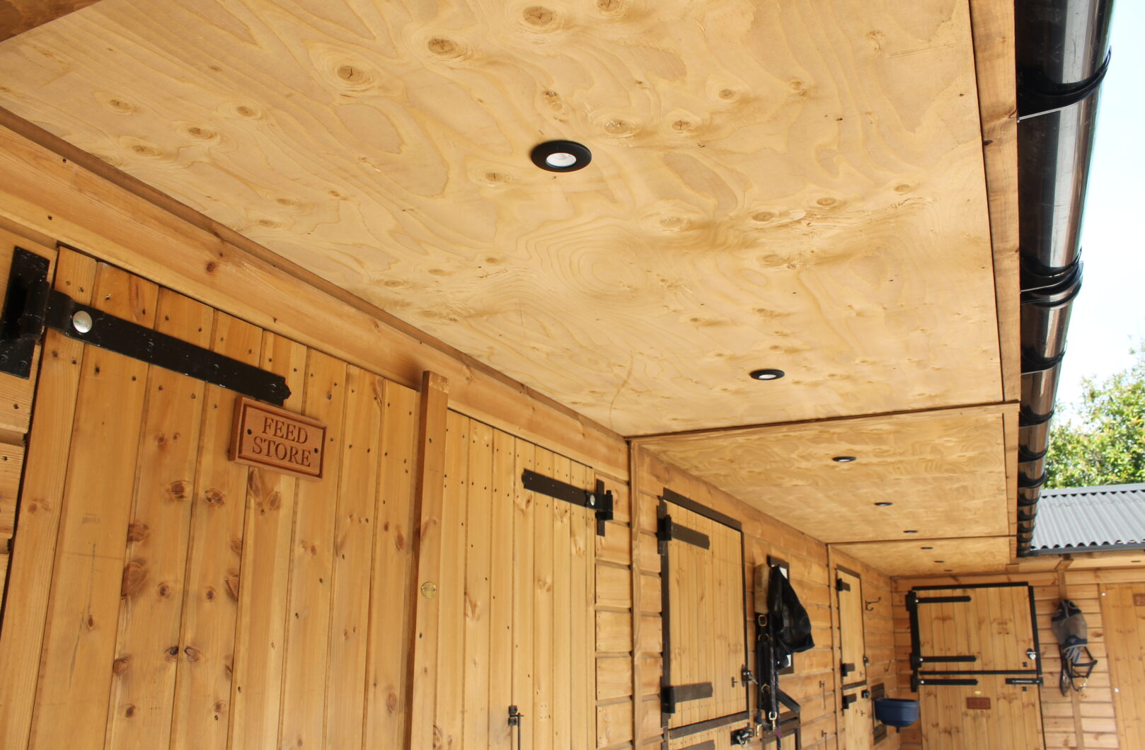 overhang lining with lights fitted