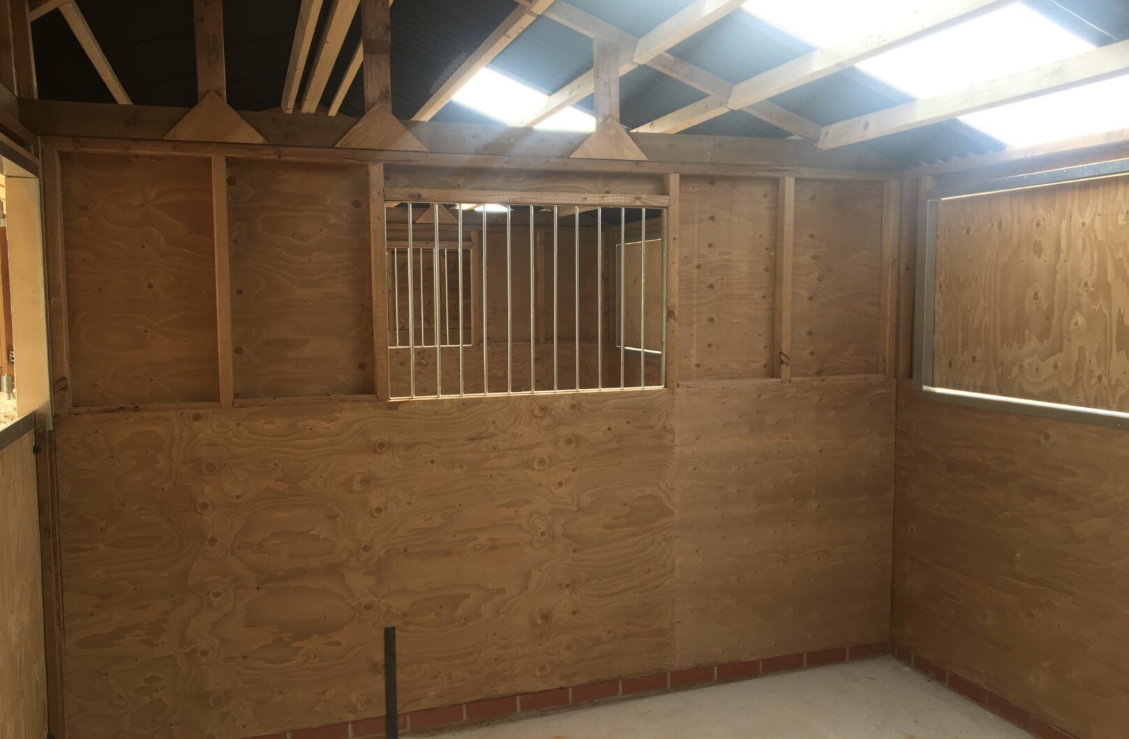 Internal stable with talk grill