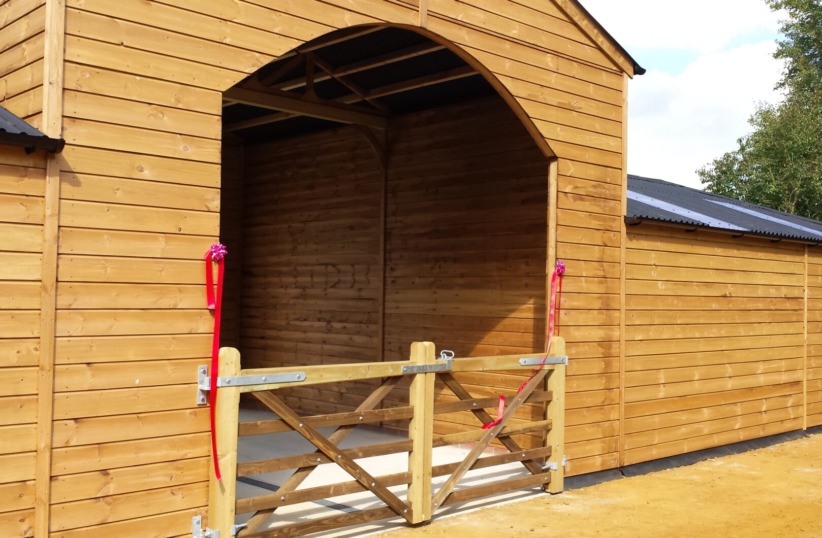 Backside of ride through archway