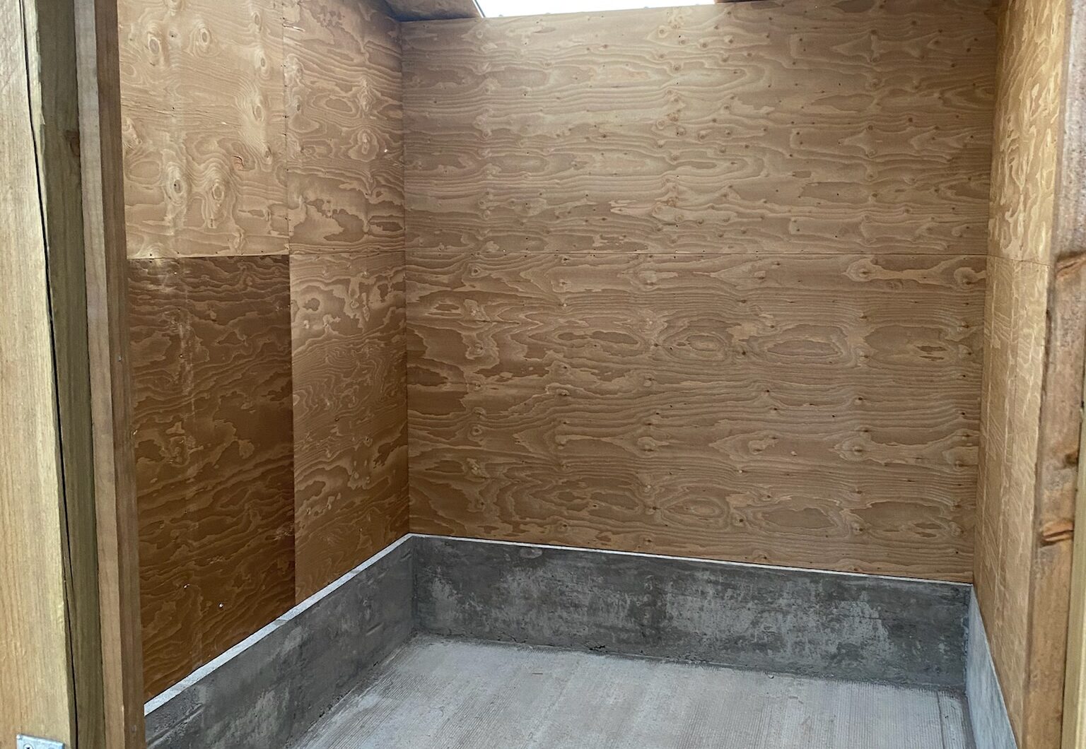 Tack room fully lined