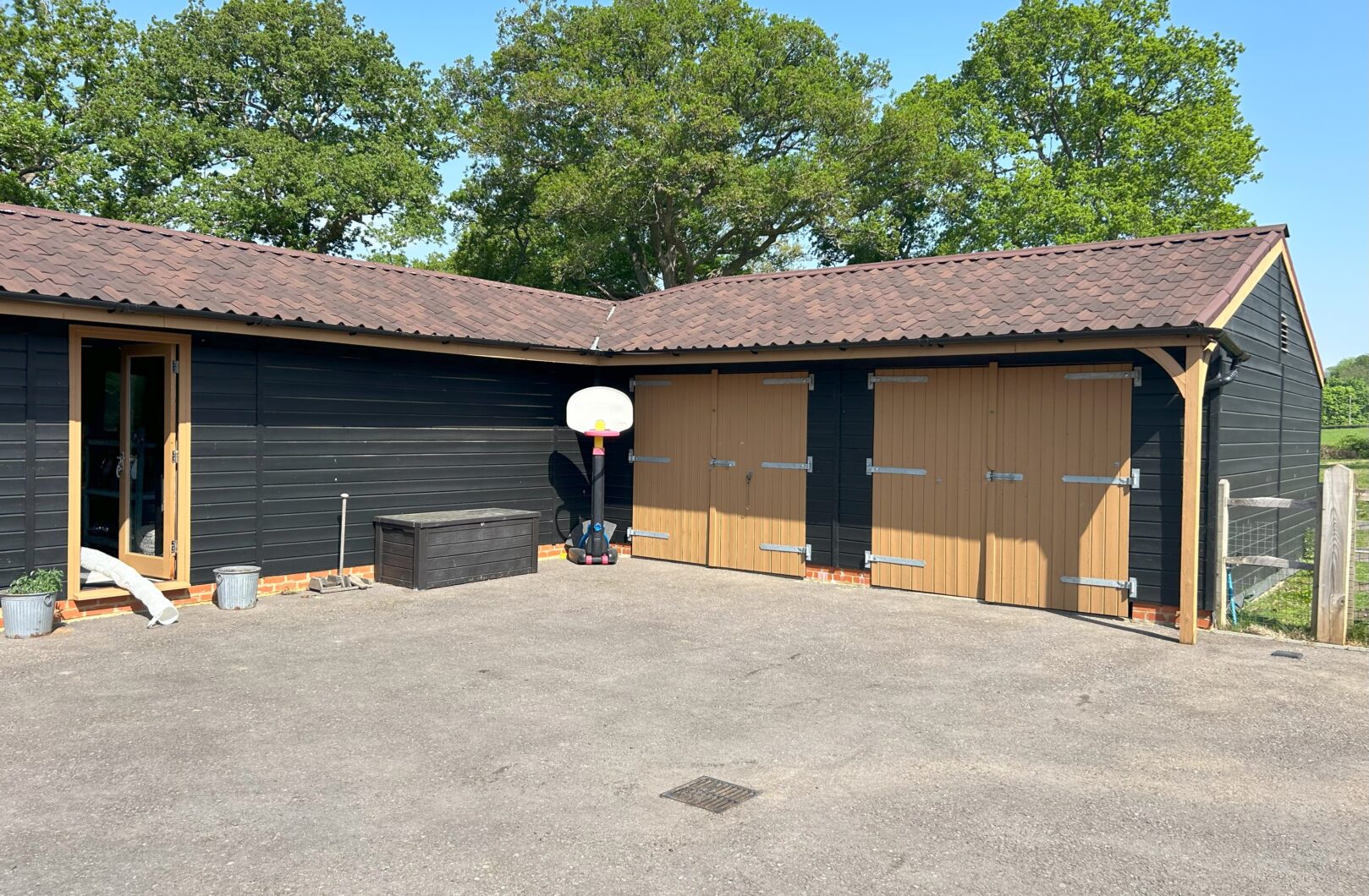 Double garage with barn doors