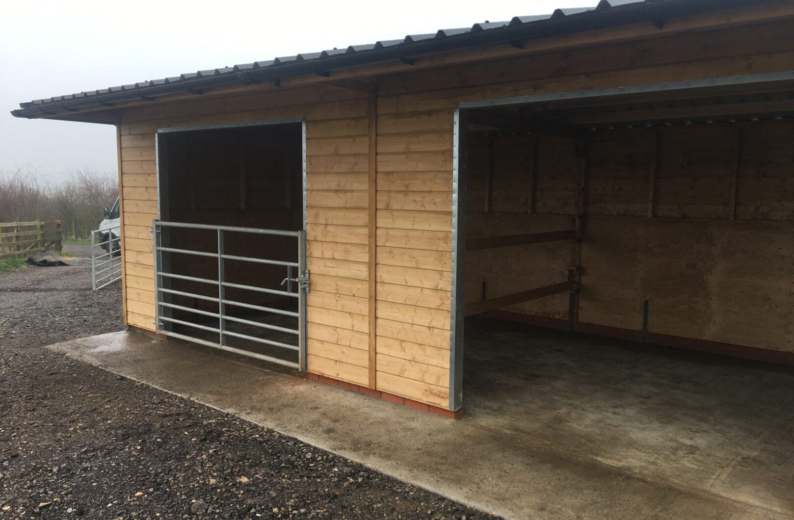Bespoke L-Shape Shelter with Full Opening Protection