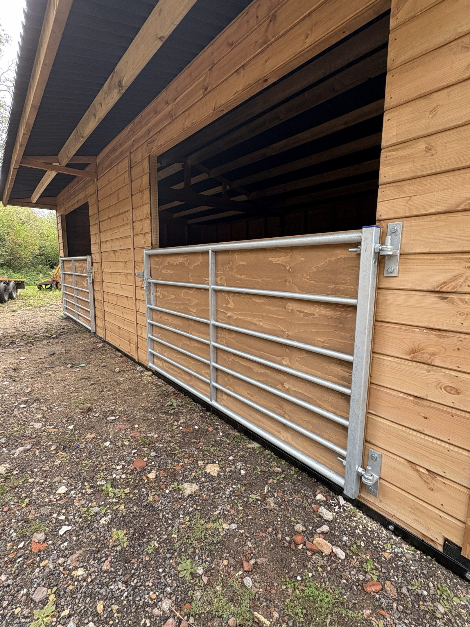 Two ply lined metal gates
