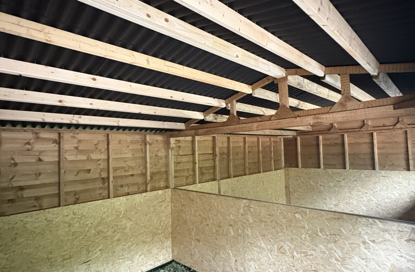 Internal sussex mobile with half height partition