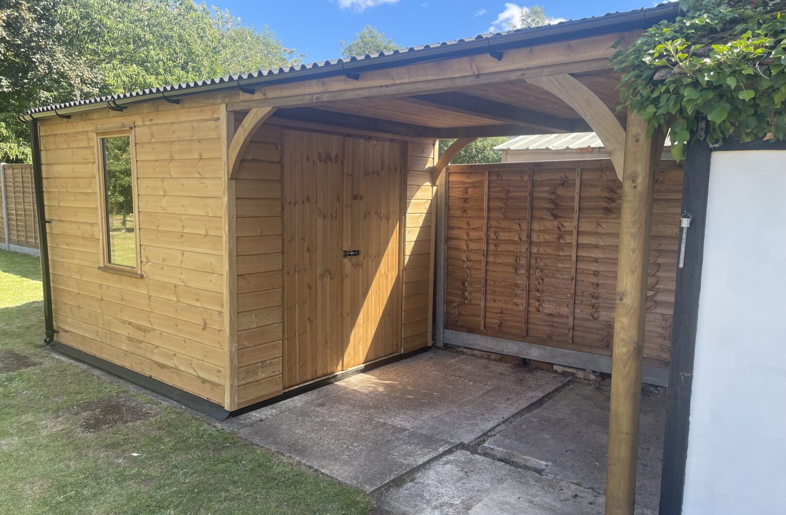 Garden Office with Covered Area