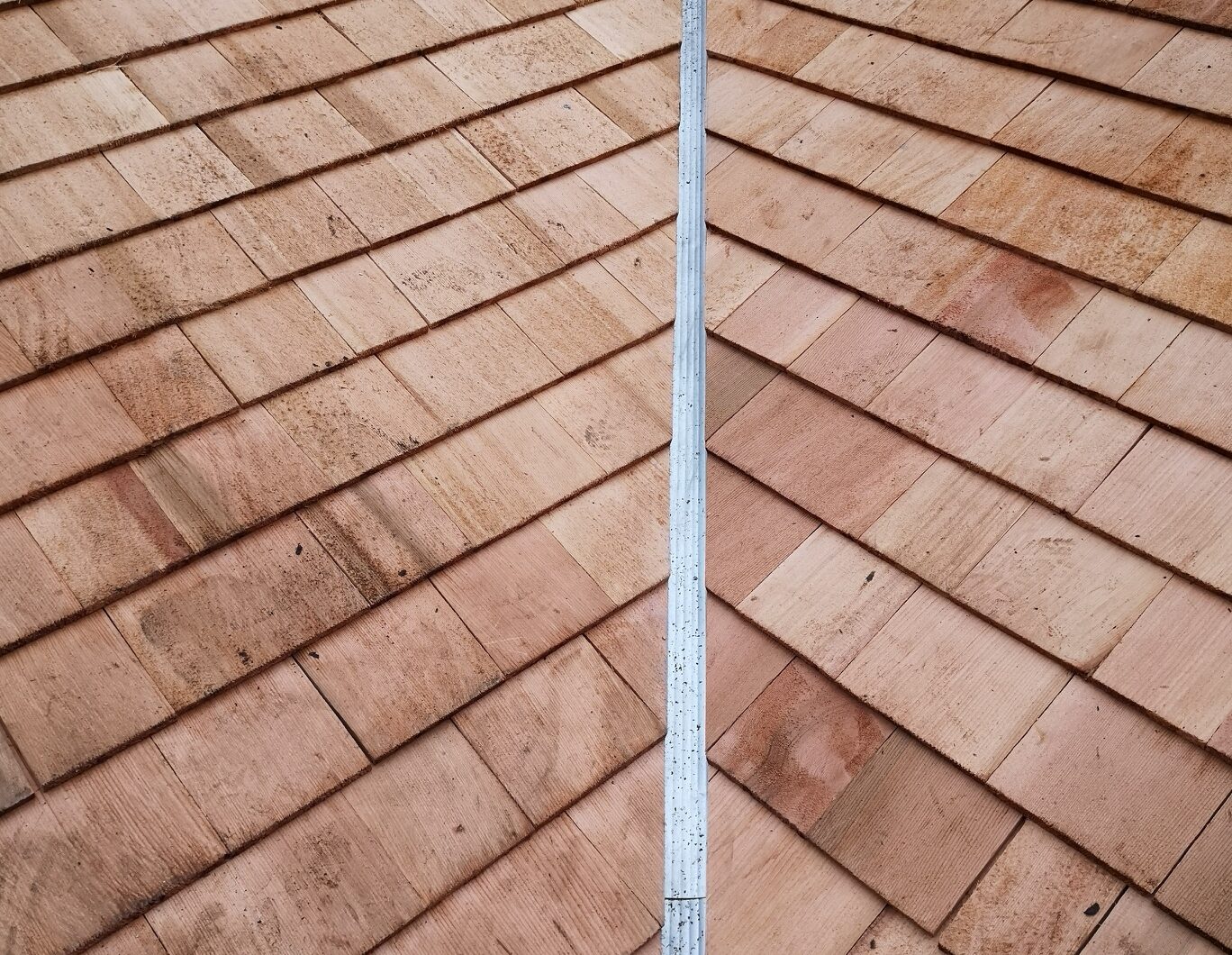 Cedar shingle valley