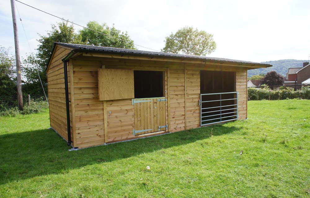 Double Mobile Field Shelter with Stable Conversion Kit and Metal Gate