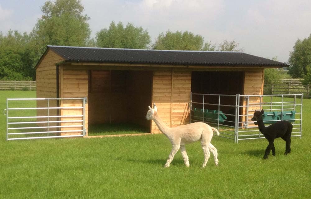 Alpaca Mobile Field Shelters