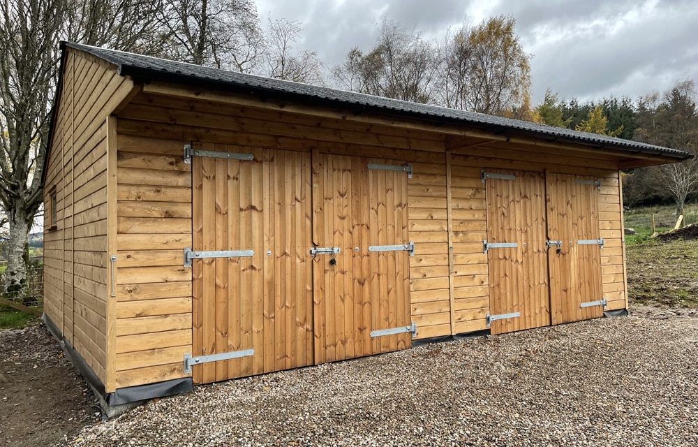 Double Garage With 0.9m Overhang