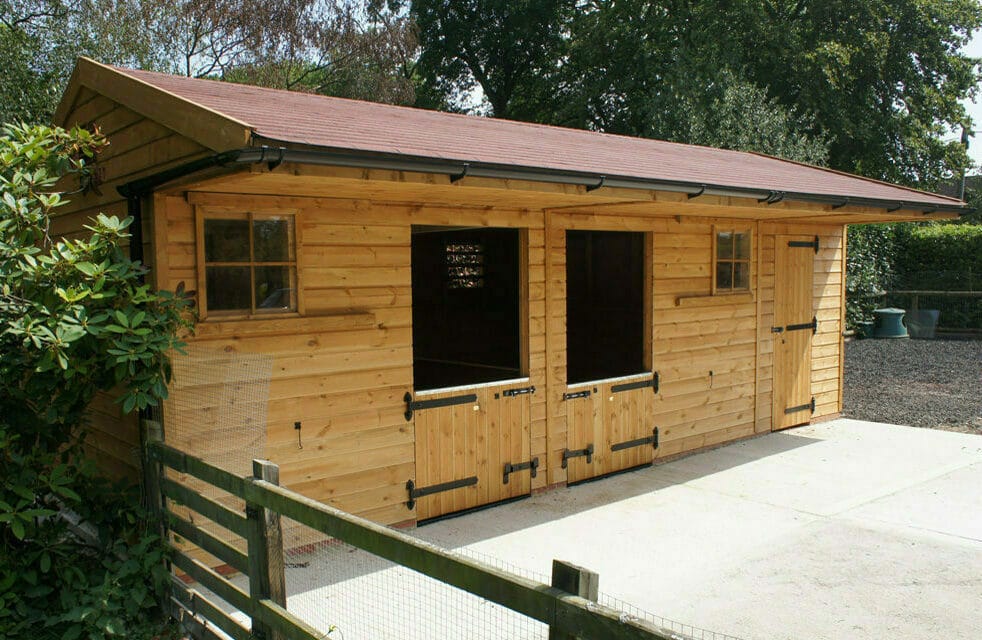 Small Stable Block - Felt Shingle Roof