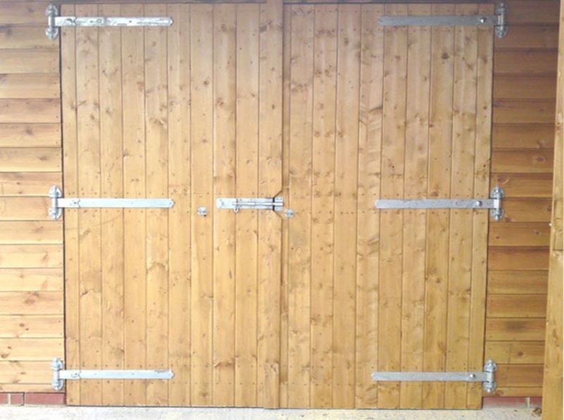 Barn/Garage Doors (Cup & Pin Hinges)