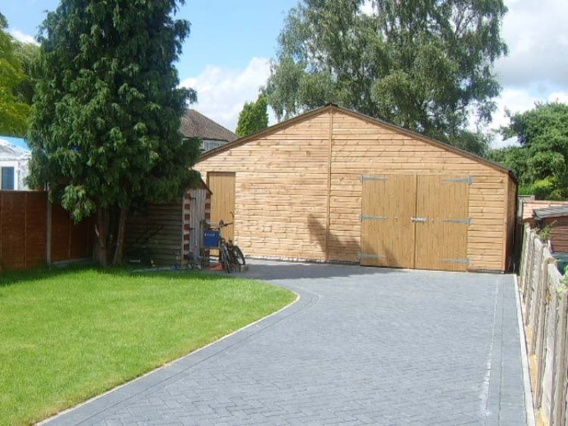 timber garage workshop