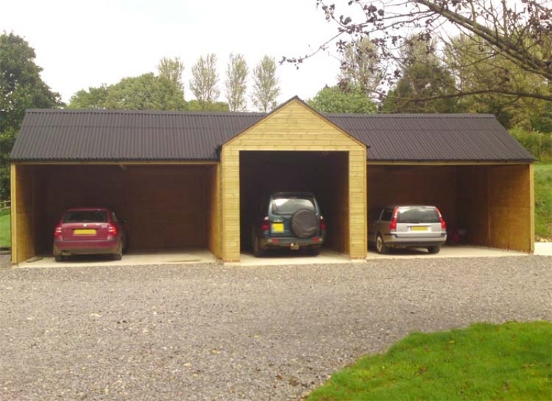 Large Bespoke Car Port & Trailer Store